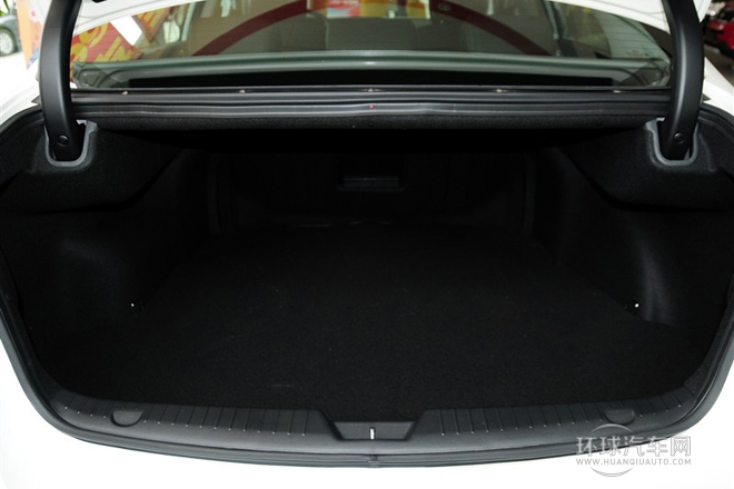 2013款 2.4L 商務天窗型 國V