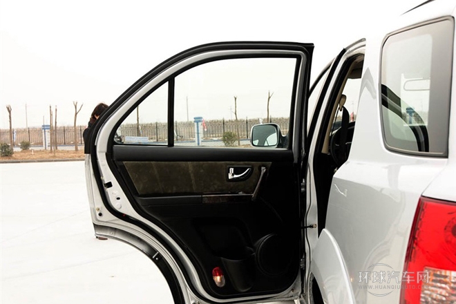 2010款 2.4L 手動(dòng)舒適型