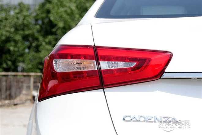 2013款 2.4L 商務(wù)型 國V