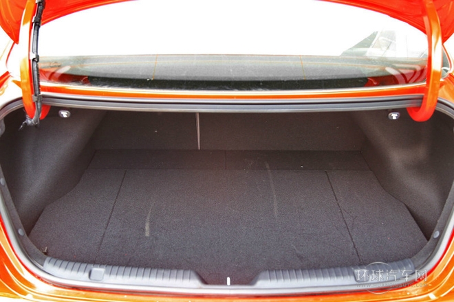 2014款 2.0L 旗艦版