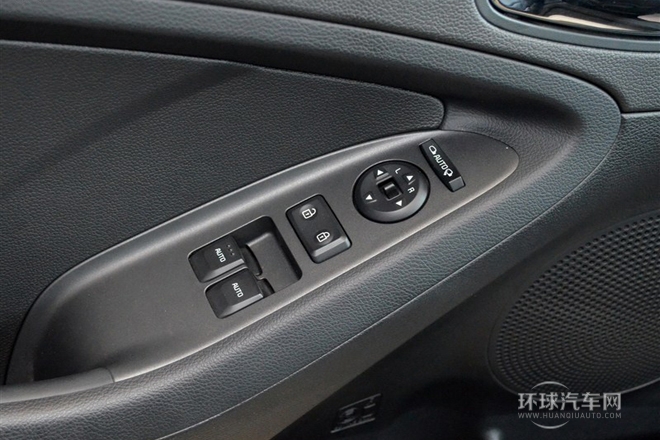 2014款 2.0L 豪華版
