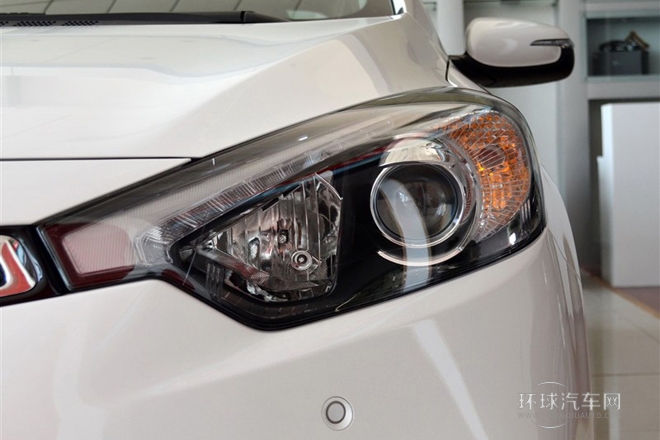 2014款 2.0L 豪華版