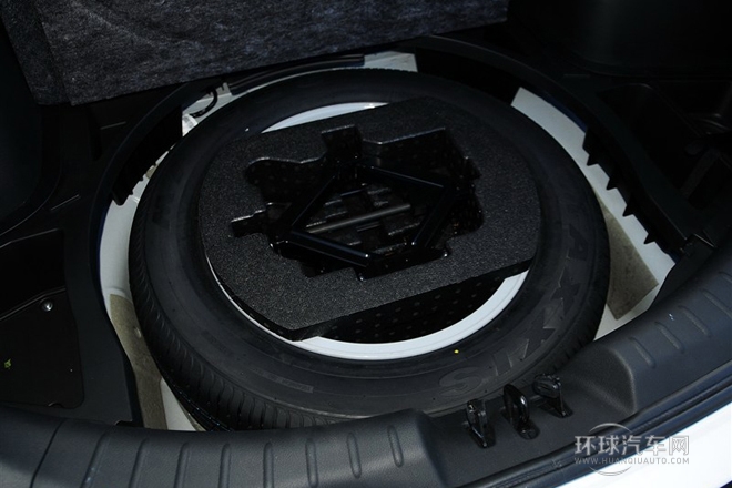 2012款 2.0L 手動兩驅豪華版