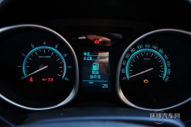 2012款 2.0L 手動兩驅豪華版