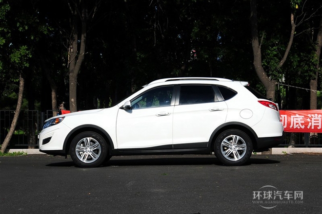 2012款 2.0L 手動(dòng)兩驅(qū)豪華版