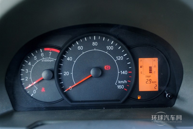 2012款 1.0L豪華型