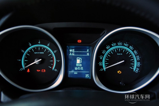 2012款 2.0L 手動兩驅精英ESP版