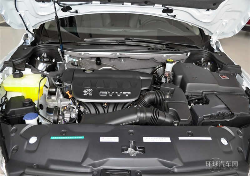 2013款 2.0L 兩周年紀念 自動天窗經典版