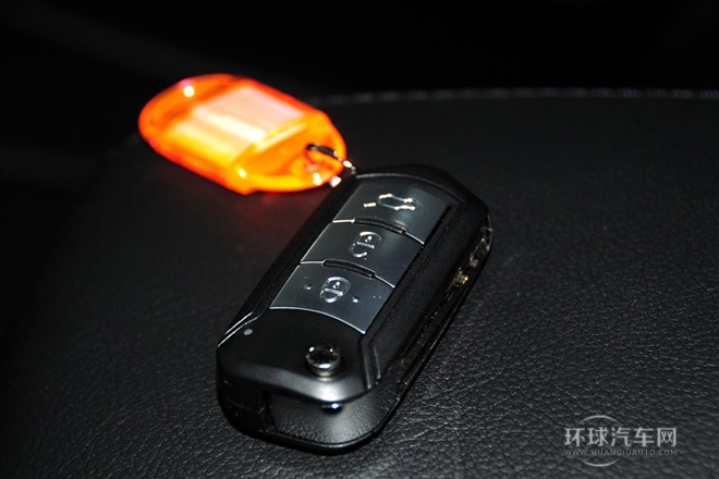 2012款 2.0L 手動兩驅(qū)周年限量版