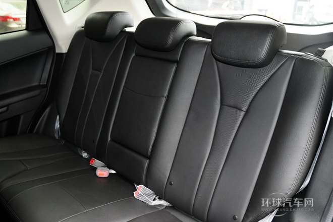 2012款 2.0L 自動兩驅豪華版