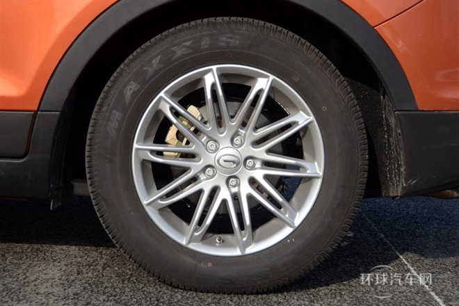 2012款 2.0L 自動兩驅尊貴版