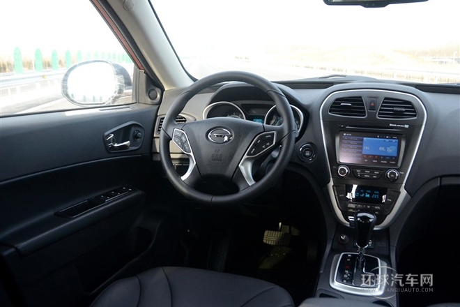 2012款 2.0L 自動兩驅尊貴版