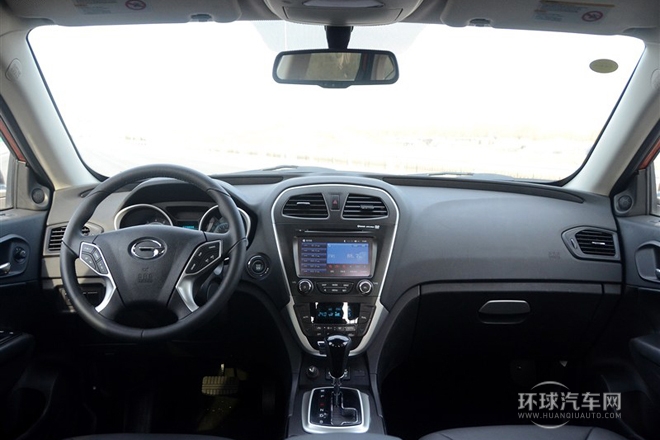 2012款 2.0L 自動兩驅(qū)尊貴版