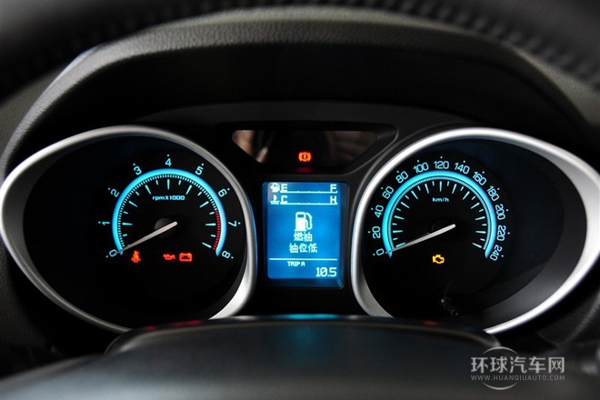 2013款 1.8T 手動兩驅精英版