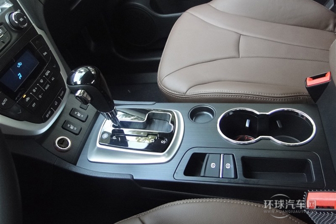 2013款 1.8T 自動(dòng)兩驅(qū)五周年紀(jì)念版