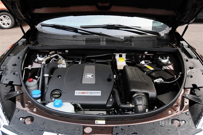 2013款 1.8T 自動四驅尊貴版