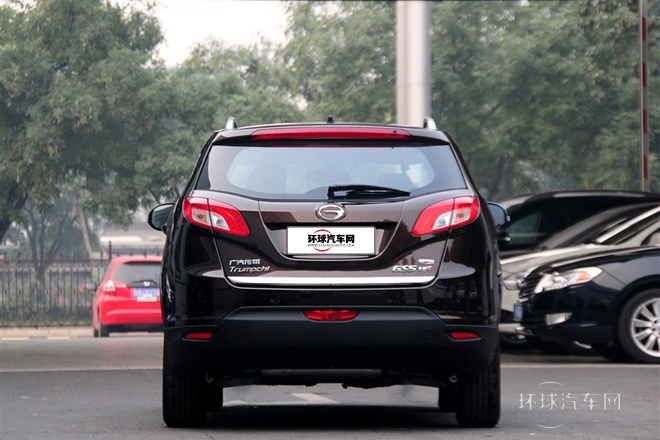 2013款 1.8T 自動四驅尊貴版