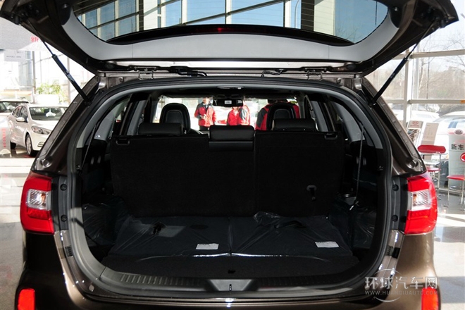 2013款 2.2T 7座柴油豪華版