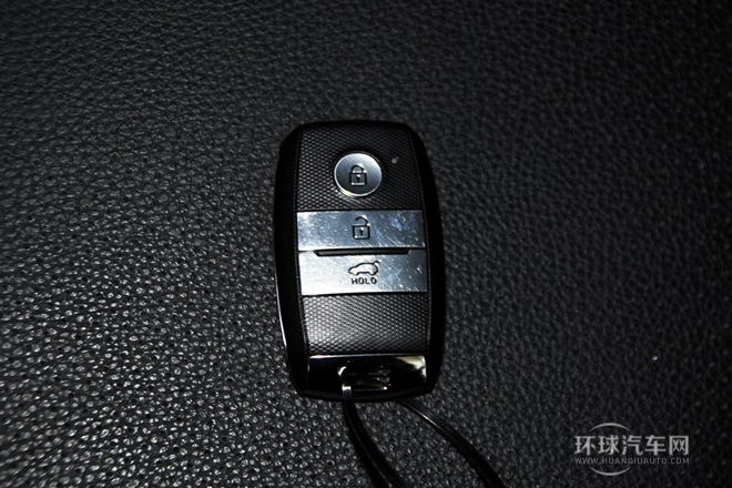 2013款 2.2T 5座柴油豪華版