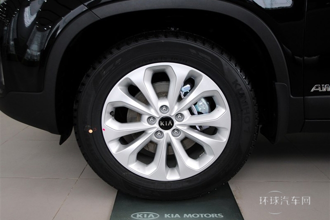 2013款 2.2T 5座柴油豪華版