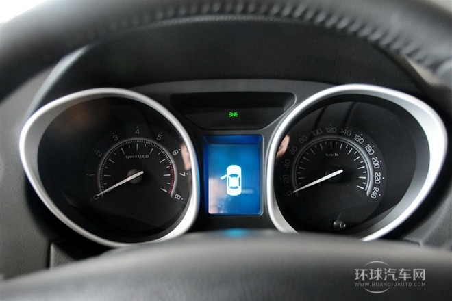 2013款 2.0L 自動兩驅淺內特別版