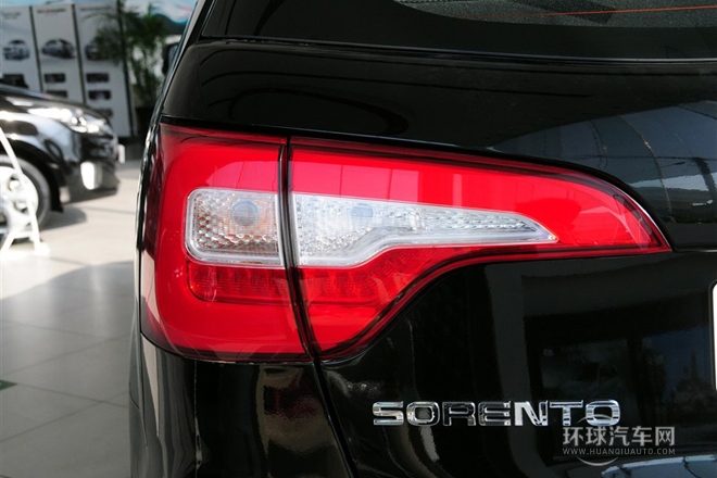 2013款 2.2T 7座柴油舒適版