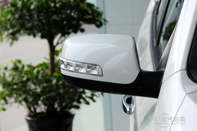 2013款 2.2T 5座柴油舒適版