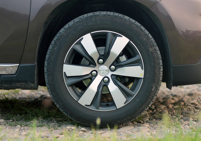 2014款 1.6L 自動領(lǐng)航版