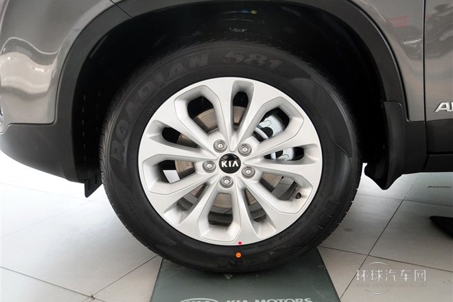 2013款 2.4GDI 7座汽油至尊版 國V