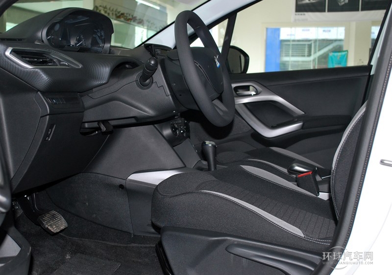 2014款 1.6L 手動時尚版