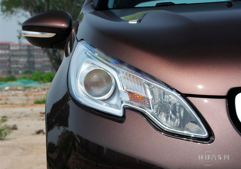 2014款 1.6L 自動(dòng)潮流版