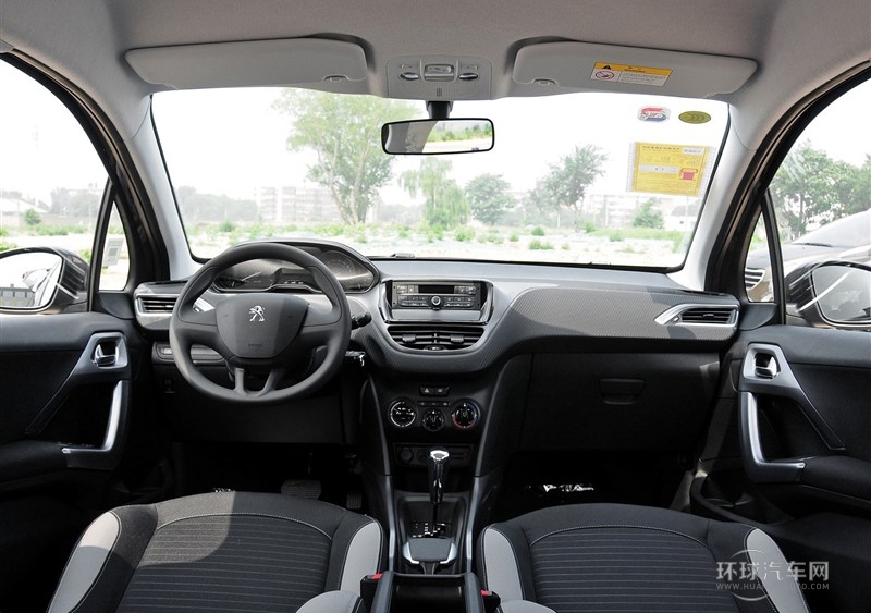 2014款 1.6L 自動(dòng)潮流版