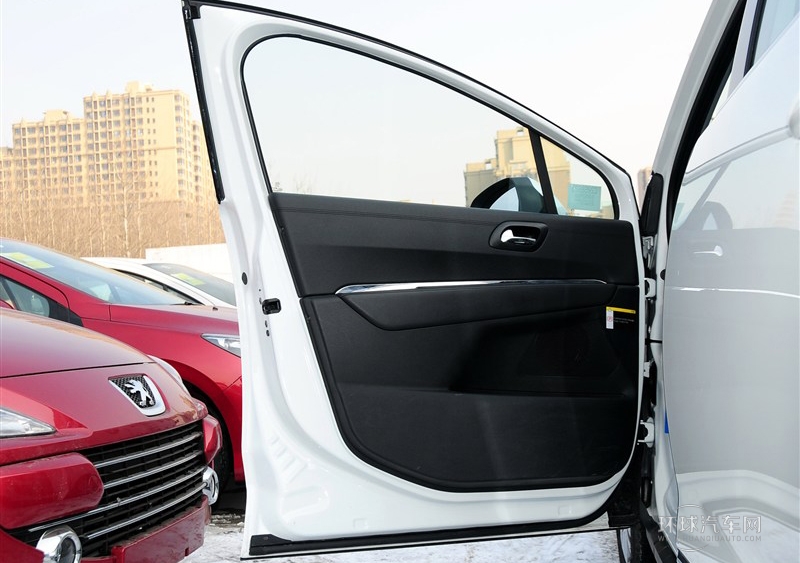 2013款 1.6THP 自動(dòng)至尚版