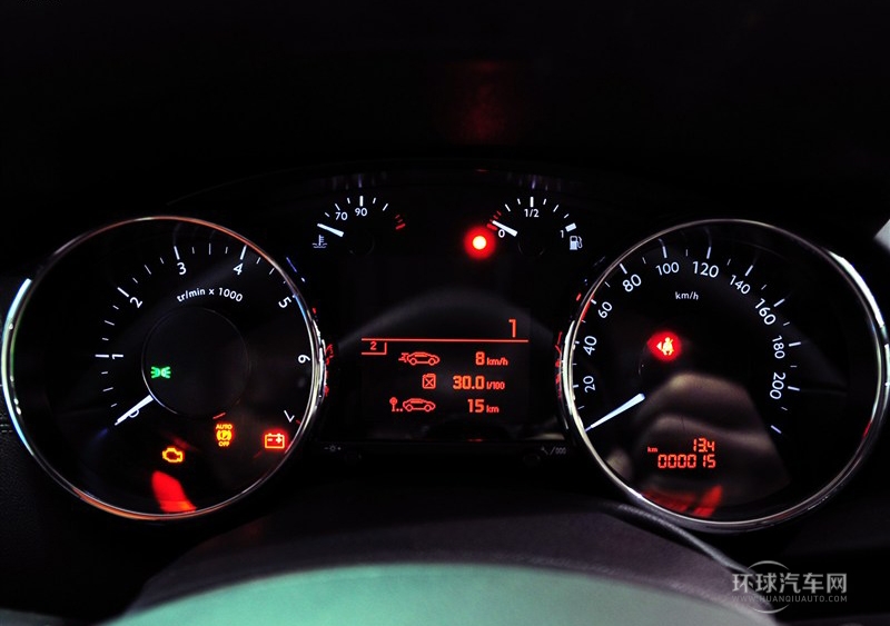 2013款 1.6THP 自動(dòng)潮流版