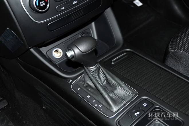 2013款 2.4GDI 5座汽油舒適版 國IV