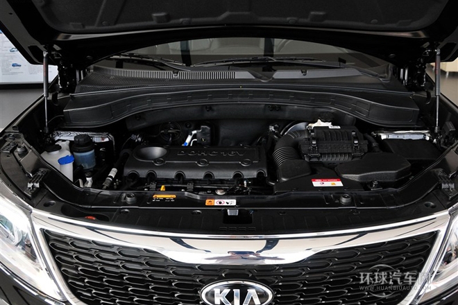 2013款 2.4 7座汽油豪華版