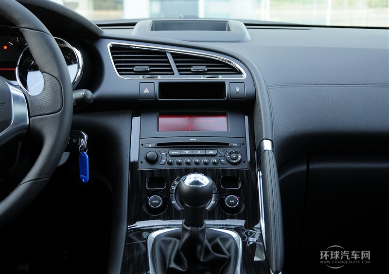 2013款 2.0L 手動潮流版