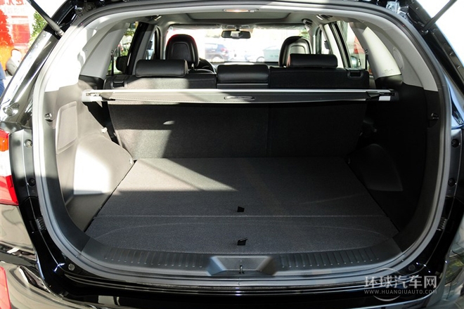 2013款 2.4 5座汽油豪華版