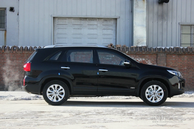 2013款 2.4 5座汽油舒適版