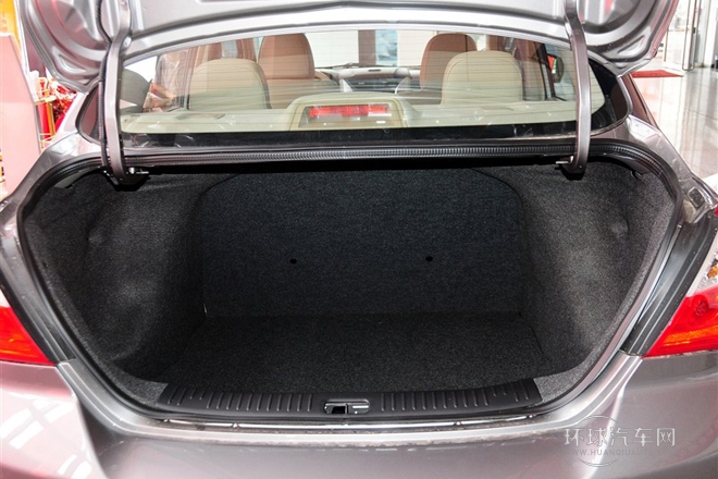 2013款 1.6L 手動北斗導(dǎo)航版