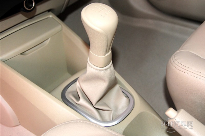 2013款 1.6L 手動北斗導(dǎo)航版