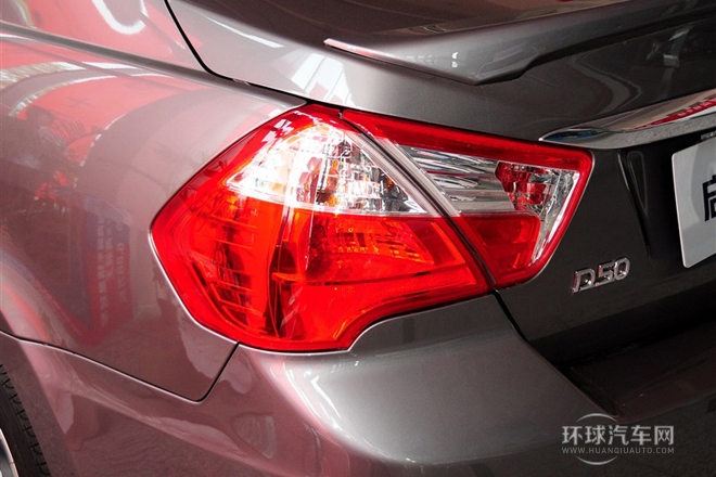 2013款 1.6L 手動(dòng)北斗導(dǎo)航版