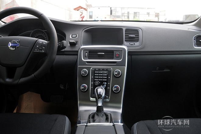 2014款2.0T手自一體智進版（停產在售）