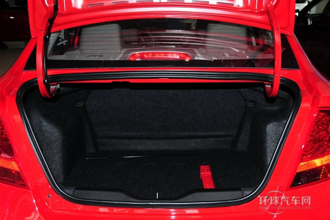 2013款 三廂 1.4L EMT優逸版