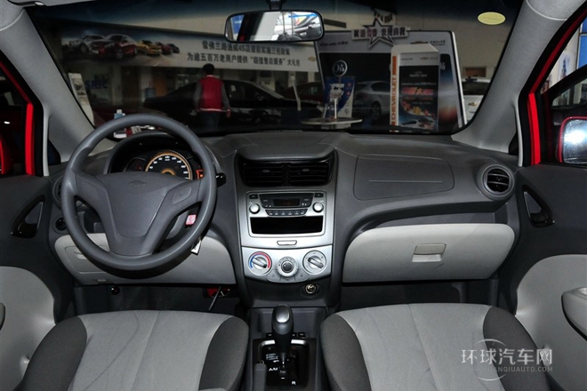 2013款 三廂 1.4L EMT優(yōu)逸版