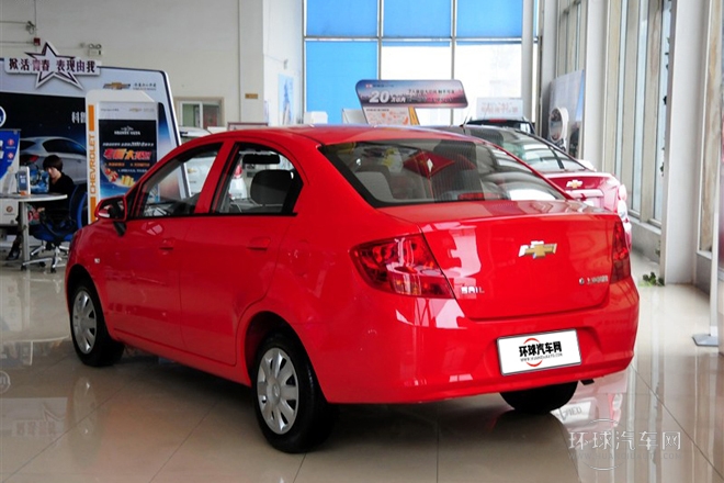 2013款 三廂 1.4L EMT優(yōu)逸版