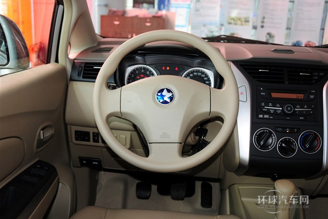 2013款 1.6L 手動(dòng)豪華版