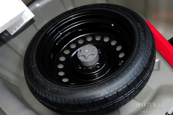 2013款 1.6L 自動(dòng)時(shí)尚版