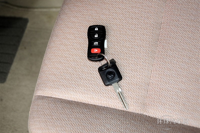 2013款 1.6L 手動(dòng)時(shí)尚版