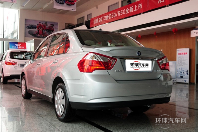 2013款 1.6L 手動時尚版